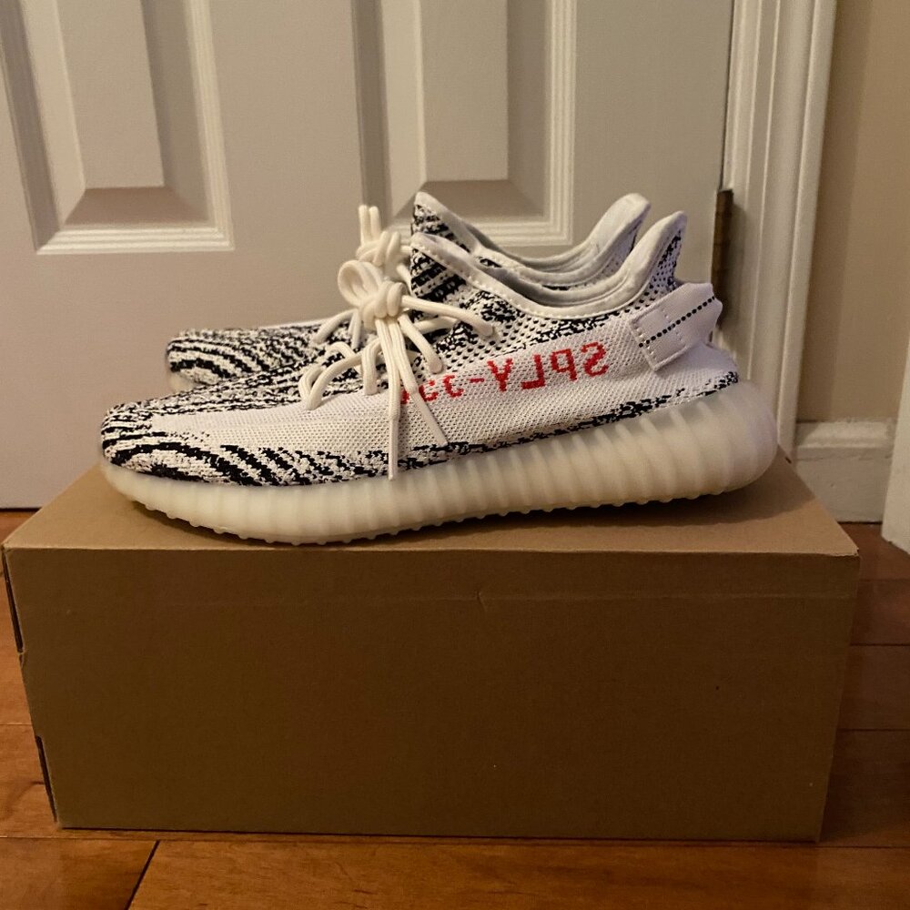 Yeezy 350 V2 - Zebra